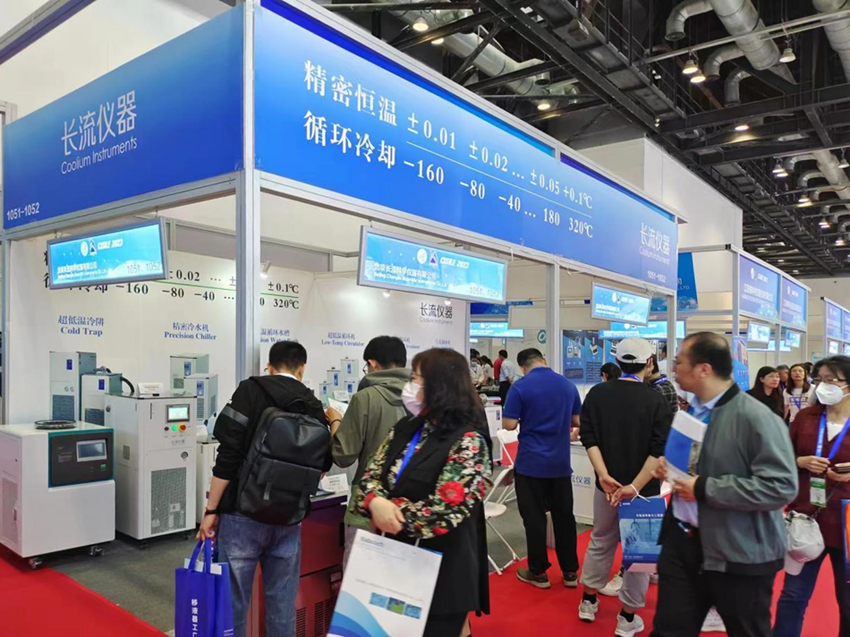 儀器展現(xiàn)場(chǎng)圖3.jpg 儀器展現(xiàn)場(chǎng)圖3.jpg